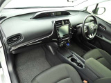 高品質カークリーニング 外装・内装、岐阜トヨペットの専門スタッフがシートもカーペットも綺麗に洗浄済み!プロの仕上げを是非ご確認ください。