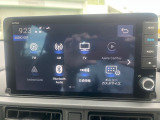 ナビゲーションはギャザズ9インチコネクトナビ(LXM-242ZFNi)を装着しております。AM、FM、Bluetooth、フルセグTVがご使用いただけます。