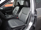 シートにダメージや劣化は少なく、良好なコンディションが保たれております♪