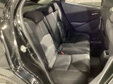 人間が歩行時に行っている「頭部の安定(目線の安定)」を車内でも再現する為、骨盤を支えて姿勢を崩しにくくするシート設計が取り入れられています!