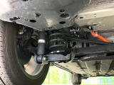 お車を安心してお乗りいただく為には、足回りの定期点検が欠かせません。サービスサポート(有償保証)では無料点検もご提供しており、安心のカーライフをお過ごしいただけるサポート体制が整っています。