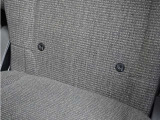 ◆ISOFIX◆シートベルトいらずでチャイルドシートと固定金具を連結するだけでがっちり固定できます。