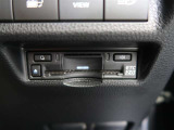 ETC車載器付きです。高速道路の料金所もスムーズに通過できます。