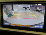 バックモニターも装備しております。車庫入れの苦手なお客様、もうご心配いりません。バックモニターがあれば、ぶつける心配一切無し?!