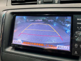 【バックカメラ】運転席から画面上で安全確認ができます。駐車が苦手な方にもオススメな便利機能です。