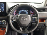 お車の取扱説明書・メンテナンスノート(記録簿)も御座います。トヨタのディーラーで安心を買って下さい。当社は無理な勧誘は致しません。まずはお客様からのお問い合わせを心よりお待ちしております。