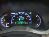 ディスプレイには運転に必要な様々な情報を表示します。