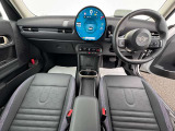 こちらのお車はMINI NEXT鶴ヶ島に展示中です。☆お問合せをお待ちしてます!