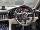 第三者機関の品質チェックとポルシェ認定中古車の事前整備を受けて初めてご案内できる車両です。できれば実車のご確認をよろしくお願いします。