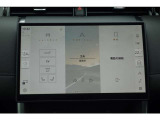使いたい機能を、迷うことなく瞬時に使えるインフォテインメントシステムPivi Proは、直感的な操作性が特長。タッチスクリーンインターフェースは効率良く、楽しみながら操作できます。