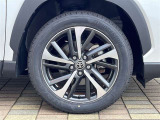 純正アルミホイール 225/50R18