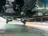 中古車という商品の特性上、下回りのサビやキズはございます。