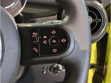 MINIの内装はとにかく『円』に拘ったデザインコンセプトが一目で伝わってきます。これほど円形に拘った車は他に御座いません。伝統のデザイン、トグルスイッチなど遊び心のある内装で御座います。