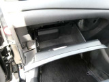 車検証など色々なものを収納することが出来るので便利です!