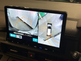 マルチビューカメラシステム搭載で駐車が苦手な方も全方向を確認しながらの駐車が可能です!カメラは選択可能でフロントだけサイドだけ等便利にご使用いただけます!