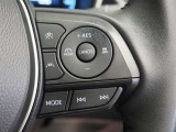 レーダークルーズコントロール(全車速追従機能付)付きです。車速に応じて追従支援してくれるので、ロングドライブも快適です。詳細は販売店スタッフまでおたずねください。
