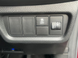 レーザーを照射しカメラで前走車等を検知し衝突の回避・軽減を図るホンダセンシングとVSA(車両挙動安定化制御システム)走る・曲がる・止まるの全領域で安定性を確保するためのシステム装備。安心ですね!