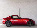 神戸マツダ神戸西インター店は、通常ディーラー+&alpha;の次世代型店舗としてROADSTER EXPERIENCE SPACEの冠を掲げ、「いつでも・誰でも・気軽に会いに行ける」ロードスターUカー専門店。