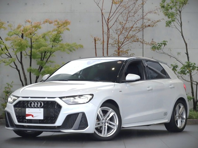 A1スポーツバック 25 TFSI Sライン 