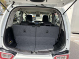 4名乗車の状態で荷室を確保した状態です。荷物がたくさん載りそうですね。