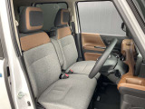 運転席も広々、ドライブも楽しめますね♪実際お座りいただくのが、分かりやすいと思います。お気軽にご来店ください!