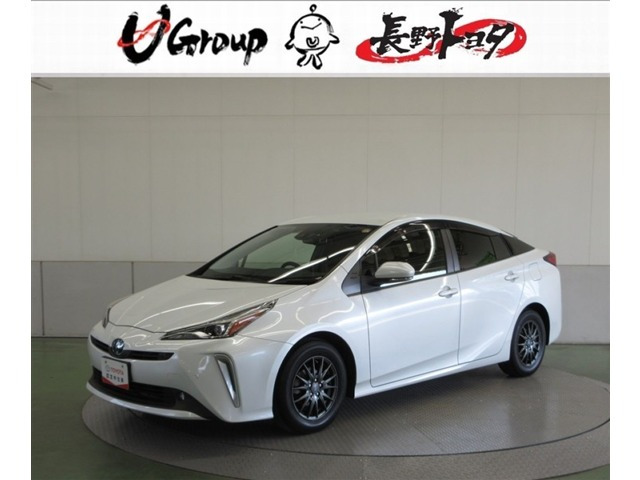 プリウス 1.8 S セーフティ プラスII E-Four 4WD