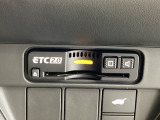 ETC2.0が標準装備です。高速道路の渋滞情報や静止画像提供などをナビとリンクして画面でお知らせします。また、高速道路の一時退出対象インターでは料金据え置きで一時退出もできます