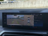 リアビューカメラ、トップビュー+サイドビューカメラ名前の通り車体後方を映し出すカメラと、車両周辺を真上から見た画像を合成して表示するカメラです。もちろんサイドビューカメラも付属します。
