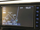 フルセグSDメモリーナビ装備。ドライブ・旅行の前日に地図を調べる必要はもうありません。朝、車に乗ってから行先を入力すれば目的地まで音声で案内してくれます