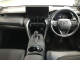 見通しのいい視界と最適なレイアウトで運転しやすいです。
