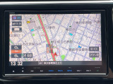 Gathersメモリーナビがついています。CD、DVD、サウンドコンテナ、Bluetoothオーディオ、フルセグが視聴できます。