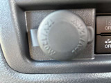 12V/120Wのアクセサリーソケットです。