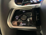 ACC アクティブクルーズコントロール任意に設定した速度をベースに先行車との距離を維持しながら加減速を行い高速走行をサポート。車両停止や最加速も自動で行うため、渋滞時の運転負荷を軽減します。