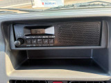 スピーカー内蔵型のFM/AMラジオです!