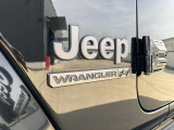 オリジナル4x4ブランドとしての誇りと自信、そして進化の伝統。4x4性能、デザイン、品質。本物とはJeepの全てであり、追い求めるさらなるたかみでもあるのです。