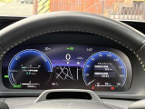 走行距離24,263Kmです。スピードメータ及びインフォメーションディスプレイで表示内容を自分好みに設定できます。