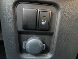 運転席にシートヒーター完備。