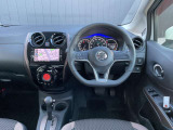 広々とした視界を体感できます。運転が楽しくなりますね。