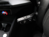 アダプティブクルーズコントロール機能搭載。前方の車両の速度に合わせて車間距離を一定に保ち、自動的にアクセル・ブレーキを調整します。