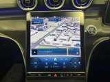バックカメラにより駐車時の後方確認も楽にできます。