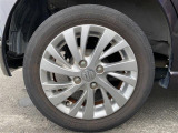 当店のお車をご覧いただきましてありがとうございます。お車についてのご質問やお見積りのご依頼、ご購入にあたってのご相談などは無料電話(0078-6002-312860)にお気軽にお問い合わせ下さい!