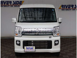 【車屋】として、長く車業界に従事した経験豊富なスタッフが在籍しております。
