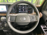 【ステアリングスイッチ】運転中、前方から目線をそらすことなく、オーディオ等の操作が可能な便利機能!安心&快適なドライブを演出してくれます♪