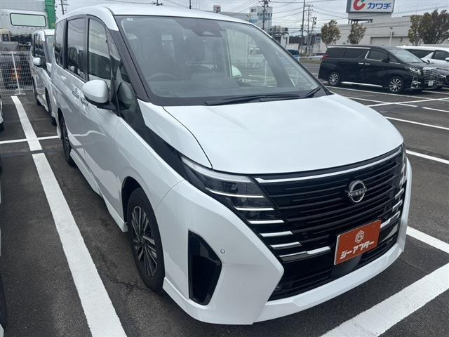 セレナ 2.0 ハイウェイスターV 禁煙車 カロッツェリアナビ バックカメラ