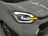 LEDヘッドライトです。デザイン性がよくとても明るいので、夜間の走行や悪天候でも安心です。しかも長寿命!