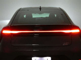 LEDテールライトです。省電力、高輝度のLEDは明るく照らすので夜間運転時の視認性を高めます。スタイリッシュな見た目で細かいところもこだわりたいあなたに!