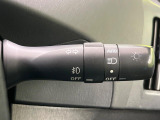【オートライト】周りの明るさに応じて自動でヘッドライトの点灯・消灯ができる機能です!ライトの付け忘れ・消し忘れなどが無くなり、雨の日や夕方の走行も安心!トンネル通過時も便利ですね♪
