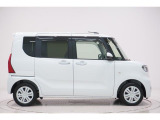 県内13店舗にて常時500台以上ダイハツ車を展示中です。見て、触って、納得のいく一台をぜひ見つけてください。
