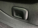 後席専用USB電源ソケットを装備!!後ろに乗っても退屈させません♪