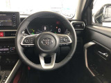 ハンドルは車を運転する上で、ずっと握っている重要なパーツです。手にフィットする物がいいですよね♪